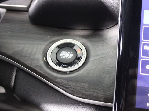 Used 2021 Jeep Grand Cherokee L Limited image 7