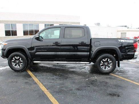 Used 2019 Toyota Tacoma TRD Off-Road image 7