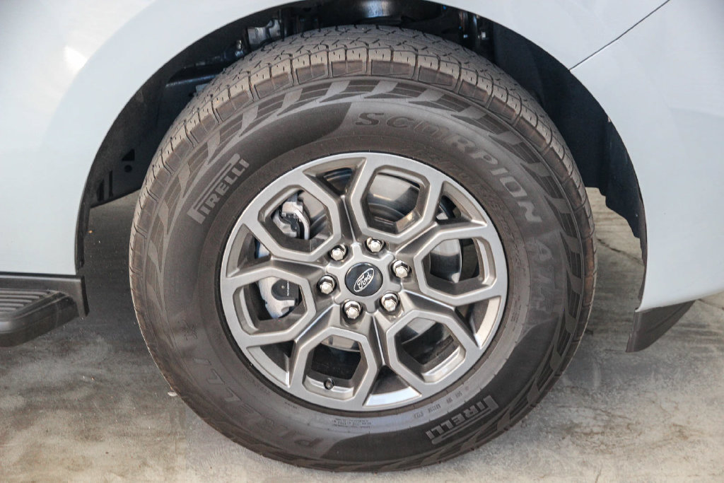 Certified 2025 Ford Expedition Active RWD image 13