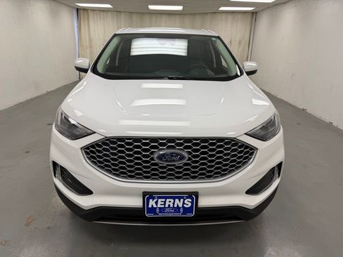 Used 2024 Ford Edge SEL w/ Convenience Package AWD/4WD image 8