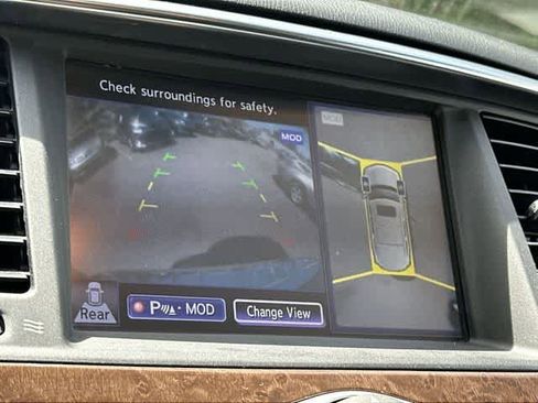 Used 2017 INFINITI QX80 4WD w/ Driver Assistance Package image 14