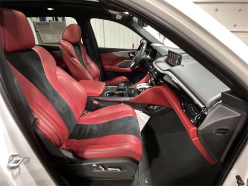 Used 2022 Acura MDX A-Spec image 31