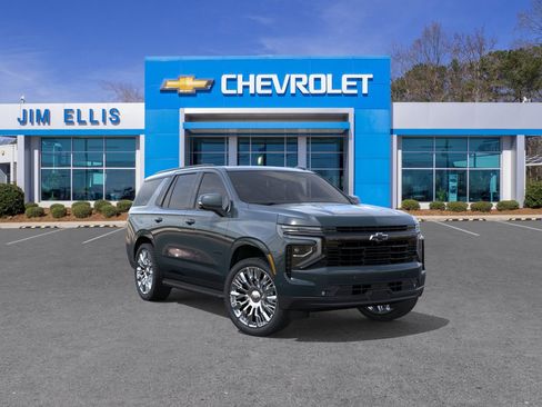 Used 2025 Chevrolet Tahoe RST w/ Advanced Technology Package image 2