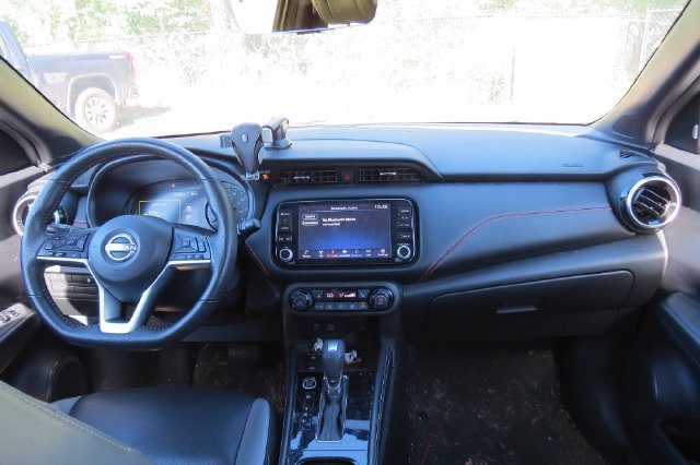 Used 2022 Nissan Kicks SR w/ Premium Package FWD image 13