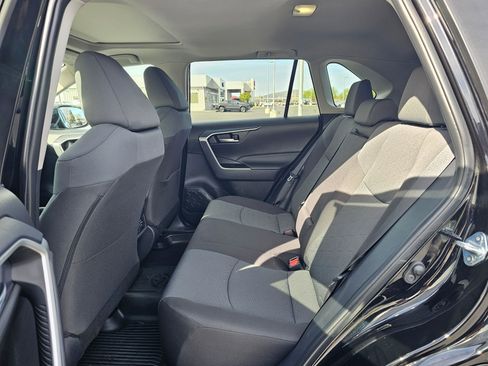 Used 2025 Toyota RAV4 XLE w/ Convenience Package image 16