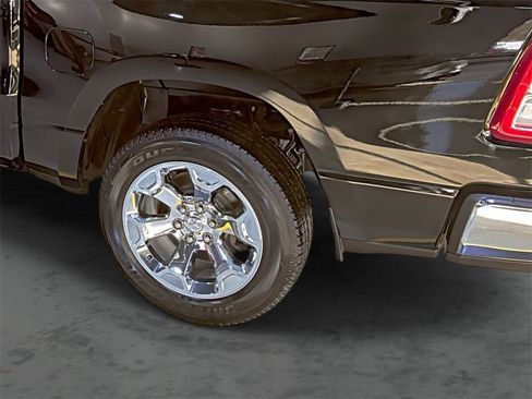 Used 2022 RAM 1500 Big Horn image 9
