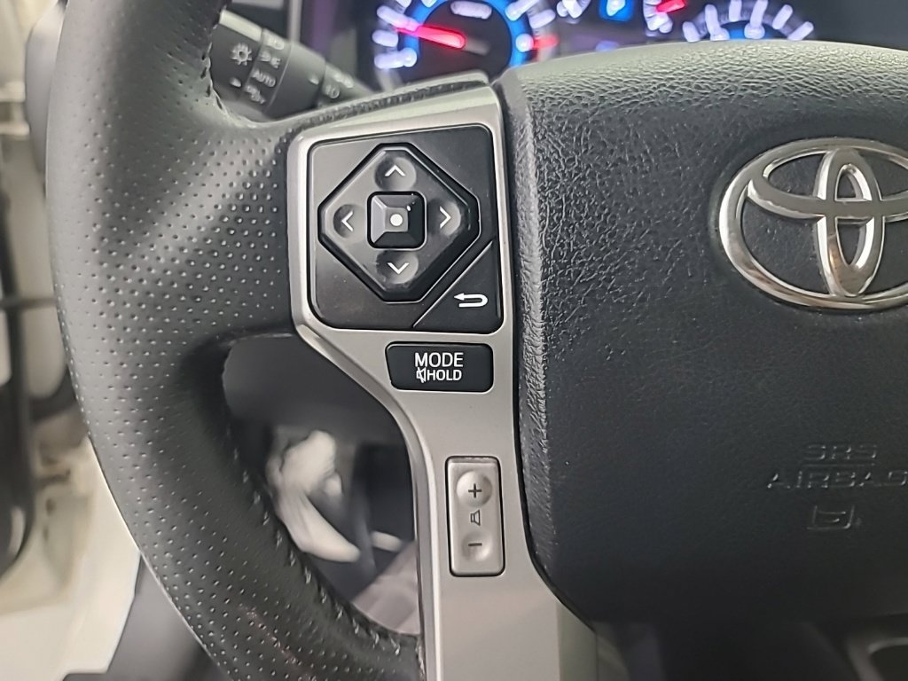 Used 2017 Toyota 4Runner Limited w/ Convenience Package AWD/4WD image 30