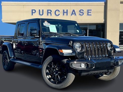 Used 2021 Jeep Gladiator Overland image 1