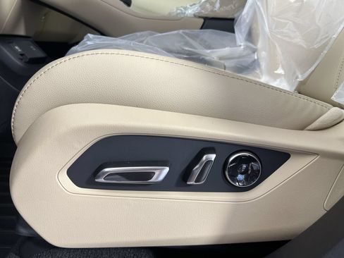 Used 2024 Acura RDX SH-AWD image 19
