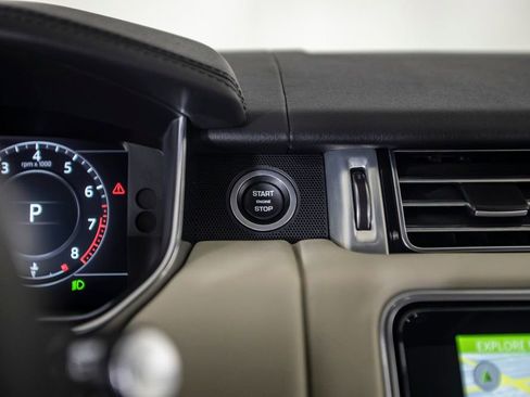 Used 2021 Land Rover Range Rover AWD/4WD image 33