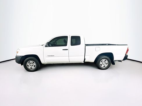 Used 2014 Toyota Tacoma 2WD Access Cab w/ Convenience Package image 4