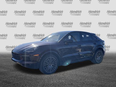 Used 2022 Porsche Cayenne Platinum Edition image 5