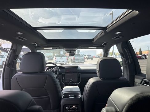 New 2026 GMC Acadia AT4 w/ Super Cruise Package AWD/4WD image 16