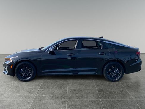 Used 2025 Kia K5 LXS FWD image 2