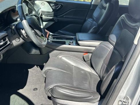 Used 2020 Lincoln Aviator Reserve w/ Equipment Group 201A AWD/4WD image 18