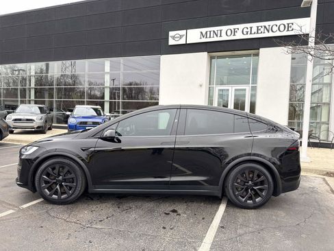 Used 2024 Tesla Model X AWD/4WD image 2