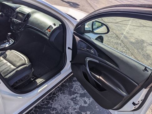 Used 2014 Buick Regal Premium FWD image 12