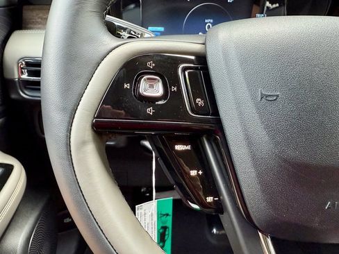 New 2025 Lincoln Corsair Grand Touring AWD/4WD image 27