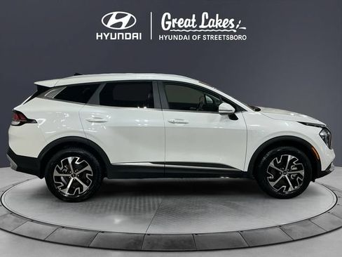 Used 2023 Kia Sportage EX AWD/4WD image 7