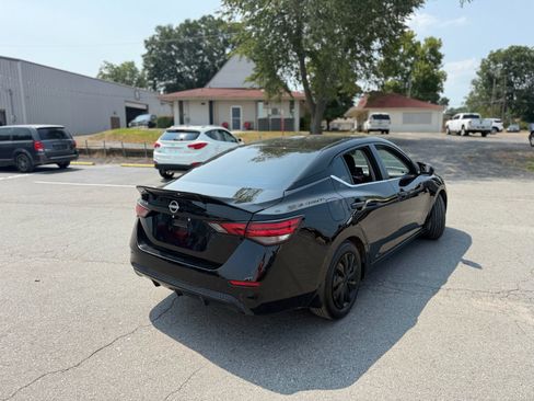 Used 2025 Nissan Sentra S FWD image 19