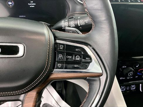 Used 2022 Jeep Grand Cherokee Summit w/ Adv Protech Group IV image 12