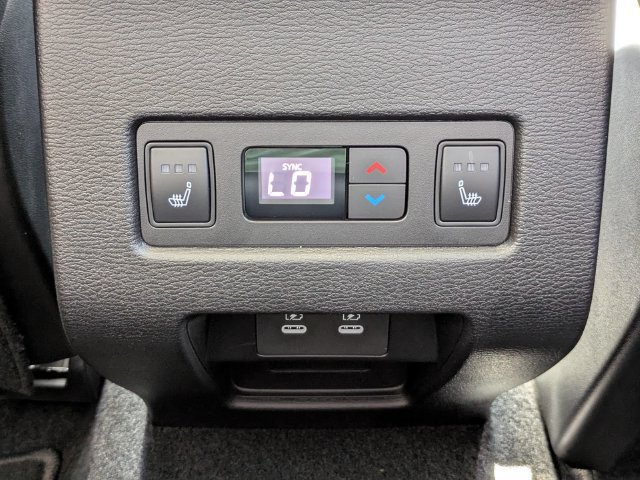 New 2026 Mitsubishi Outlander SEL FWD image 16