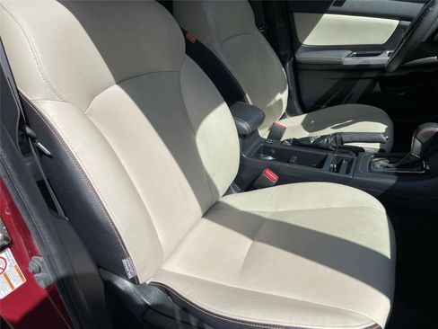 Used 2017 Subaru Crosstrek 2.0i Limited image 18