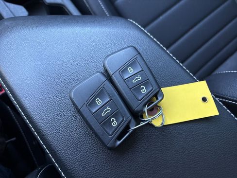 Used 2022 Volkswagen Jetta SE image 26