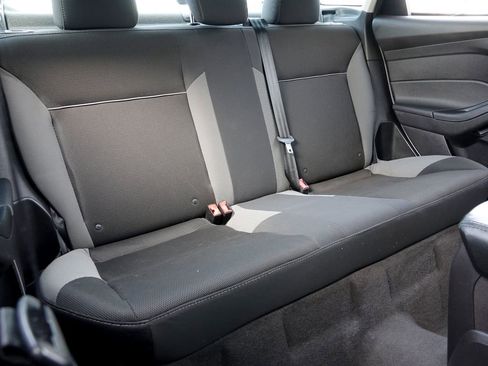 Used 2014 Ford Focus SE image 10