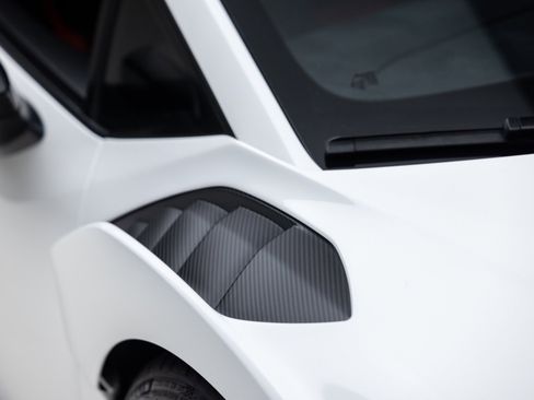 Used 2022 Lamborghini Huracan STO image 30