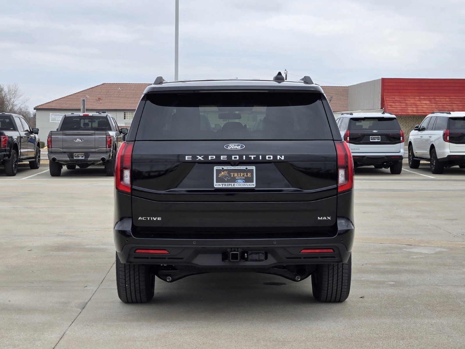 New 2026 Ford Expedition Max Active RWD image 8