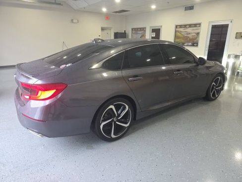 Used 2020 Honda Accord Sport image 7