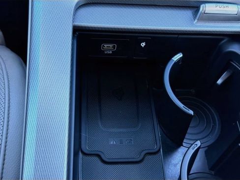 Used 2021 Hyundai Palisade SEL w/ Premium Package FWD image 32