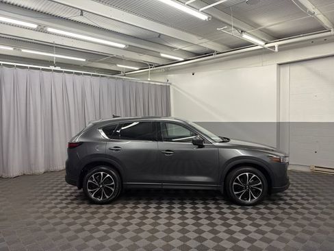 Used 2023 MAZDA CX-5 AWD 2.5 S w/ Premium Plus Pkg image 4