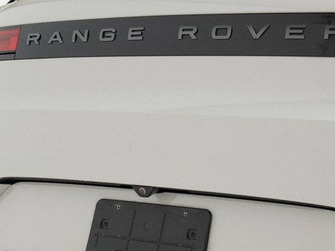 Used 2025 Land Rover Range Rover Sport Dynamic SE AWD/4WD image 19