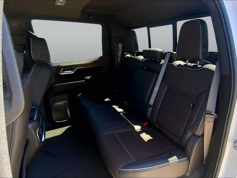 Used 2024 GMC Sierra 1500 Denali w/ Technology Package AWD/4WD image 21