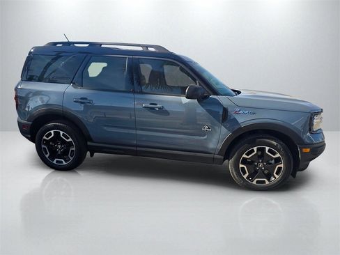Used 2024 Ford Bronco Sport Outer Banks image 4