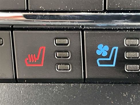 New 2026 Ford F250 Platinum w/ Tremor Off-Road Package image 19