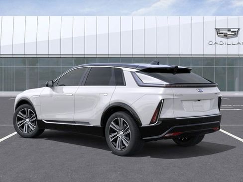 New 2025 Cadillac Lyriq Luxury image 3