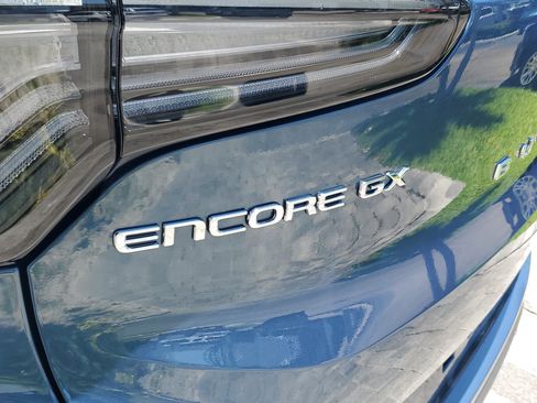 Used 2024 Buick Encore GX Avenir w/ Avenir Technology Package FWD image 8