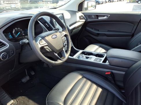 Used 2022 Ford Edge SEL AWD/4WD image 10
