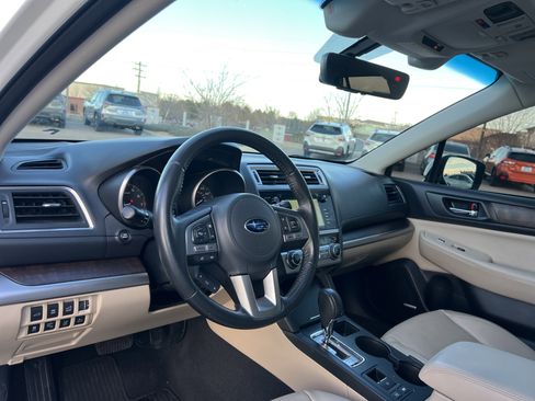 Used 2017 Subaru Outback 3.6R Limited image 26