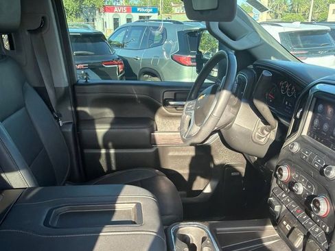 Used 2022 Chevrolet Silverado 2500 LTZ w/ LTZ Plus Package AWD/4WD image 7
