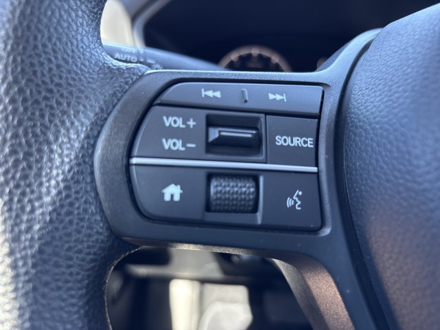 Used 2025 Honda HR-V LX image 20