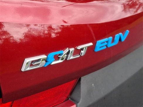 Used 2023 Chevrolet Bolt EUV Premier w/ Sun & Sound Package image 27