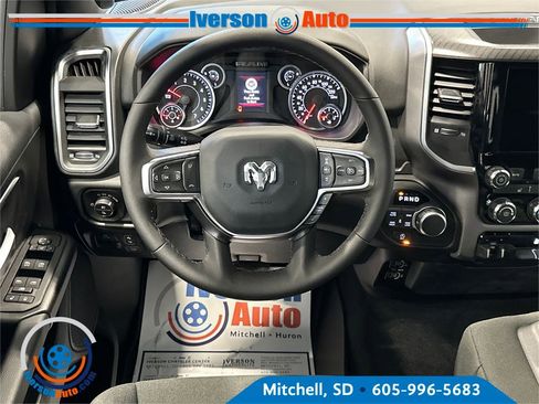 New 2026 RAM 1500 4x4 Crew Cab image 26