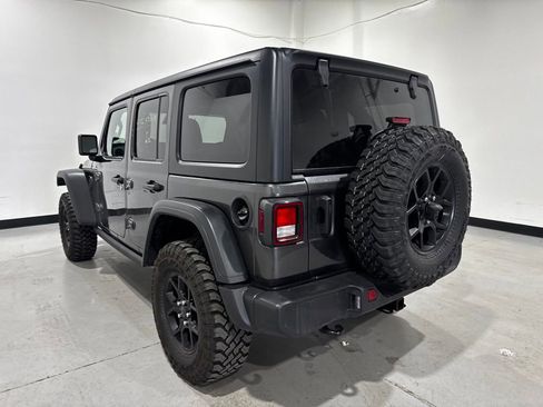 Used 2025 Jeep Wrangler Unlimited Sport AWD/4WD image 8