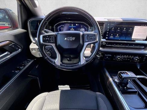 Used 2023 Chevrolet Silverado 1500 RST w/ Convenience Package II RWD image 7