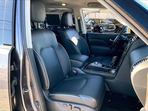 Certified 2023 INFINITI QX80 Premium Select w/ Cargo Package AWD/4WD image 10