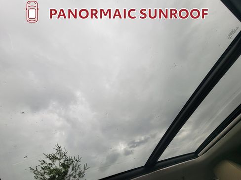 Used 2022 Toyota Highlander Platinum AWD/4WD image 35